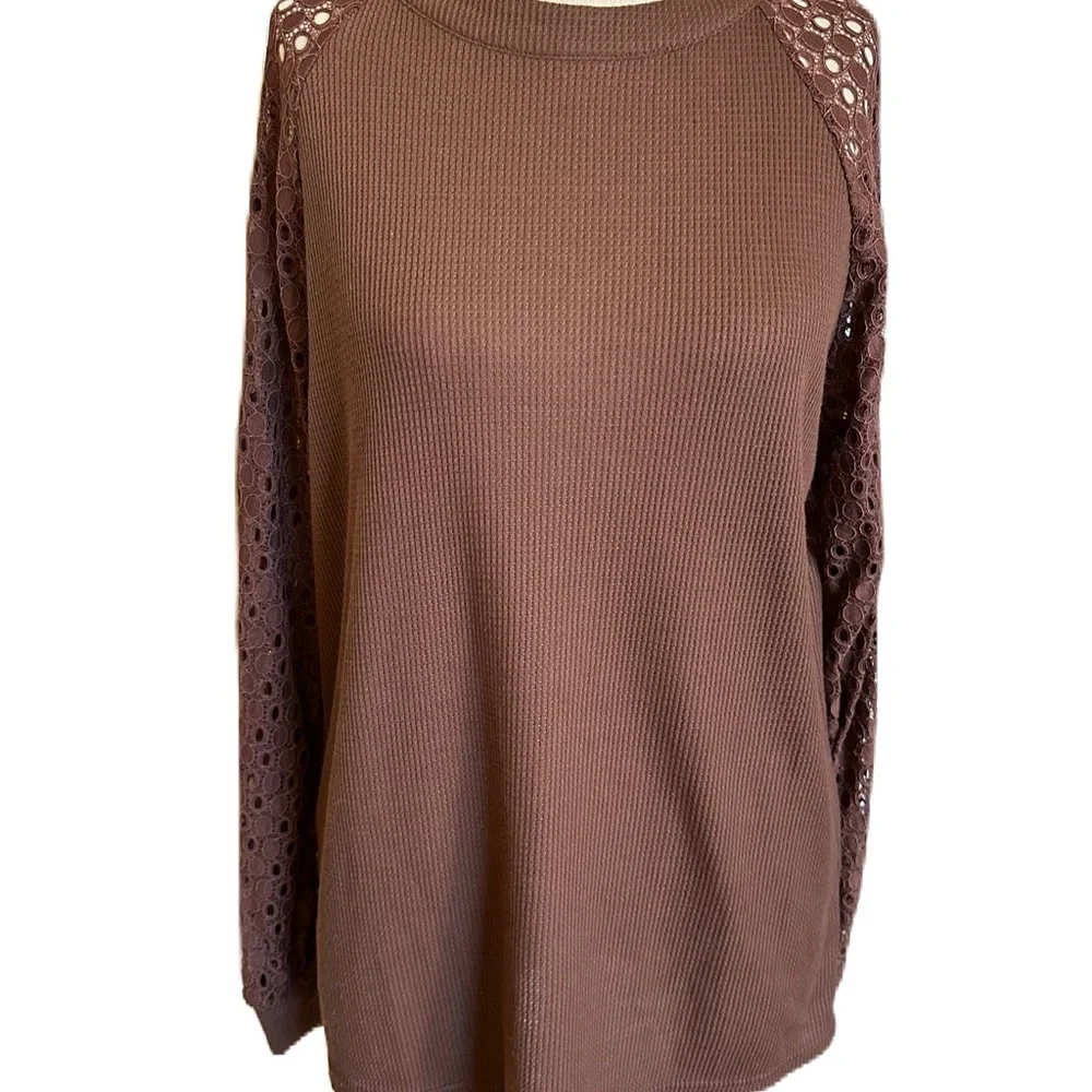 Miholl Thermal Lace Sleeve brown Long Sleeve Top. Size Large